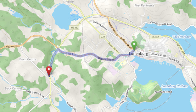 Map showing how to get to the middle of Lunenburg (green) from the hostel (red). (Click to enlarge)